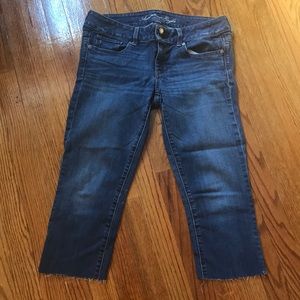 American Eagle stretch crop cut off jeans